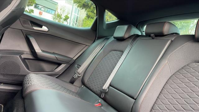 Seat Leon image 6