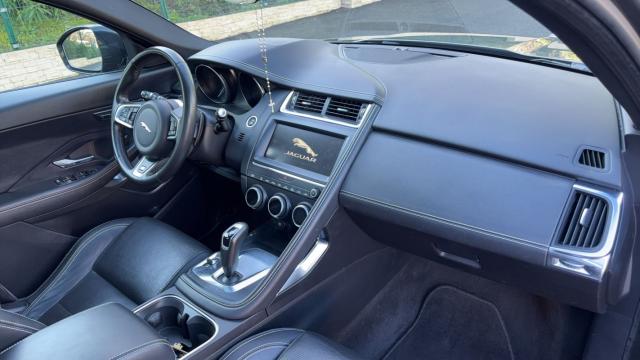 Jaguar E-Pace image 8
