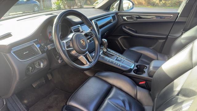 Porsche Macan image 2