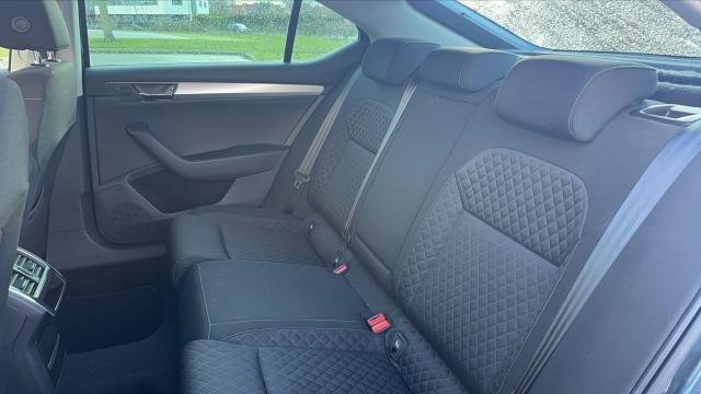 Skoda Superb image 8