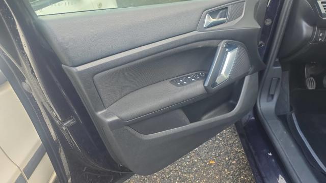 Peugeot 308 image 6
