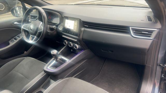 Renault Clio image 8