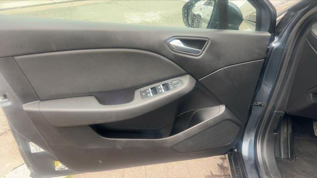 Renault Clio image 9