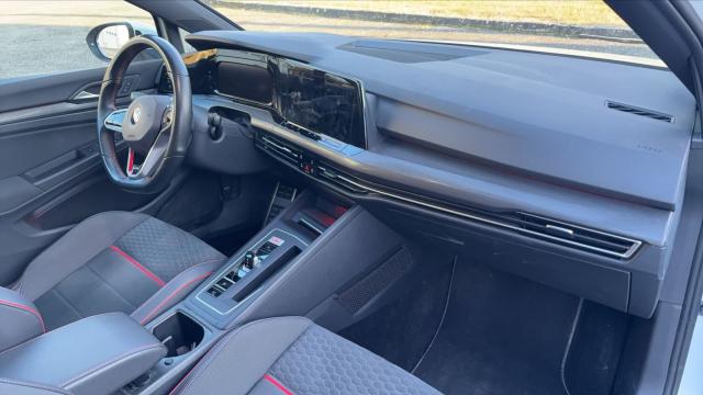 Volkswagen Golf image 5