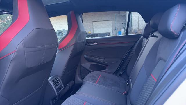 Volkswagen Golf image 8