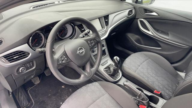 Opel Astra image 9