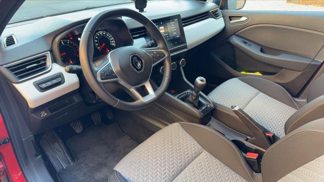 Renault Clio image 8