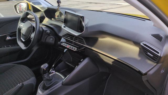 Peugeot 208 image 9