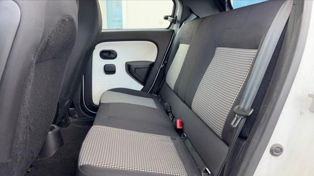 Renault Twingo image 9