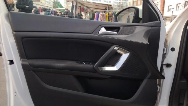 Peugeot 308 image 8
