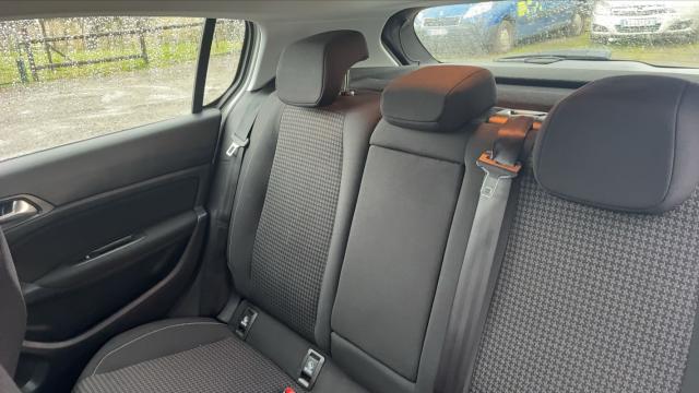 Peugeot 308 image 7