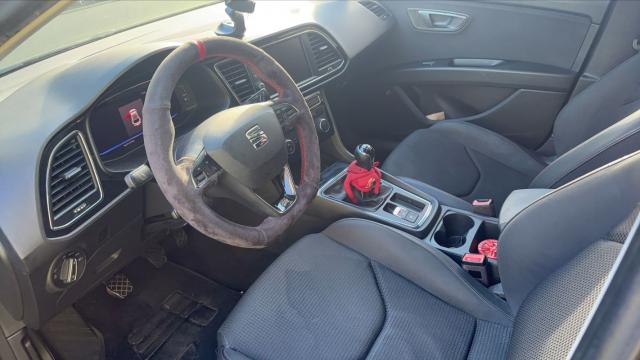 Seat Leon image 2