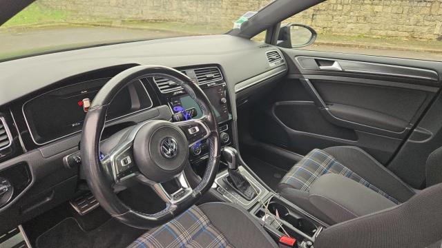 Volkswagen Golf image 4