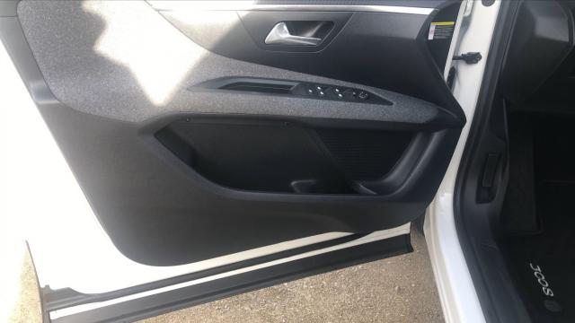 Peugeot 3008 image 4