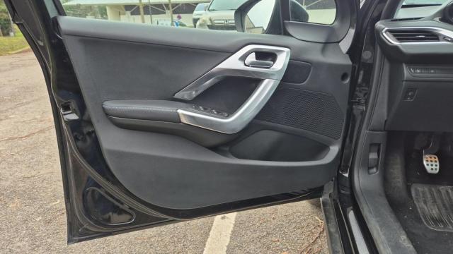 Peugeot 2008 image 7