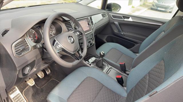 Volkswagen Golf Sportsvan image 9