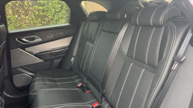 Land Rover Range Rover Velar image 2