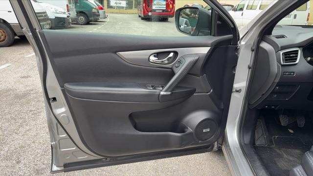 Nissan Qashqai image 1