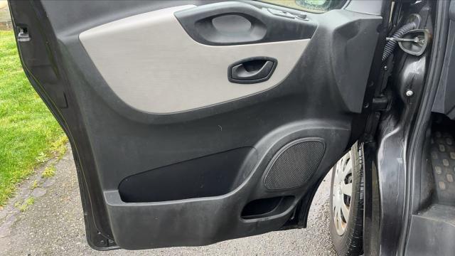 Renault Trafic image 7