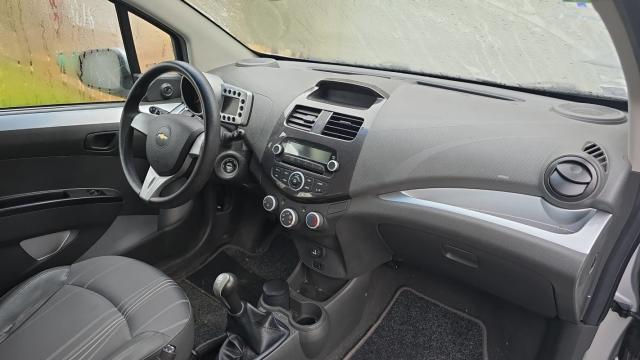 Chevrolet Spark image 9