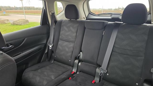 Nissan X-Trail image 9