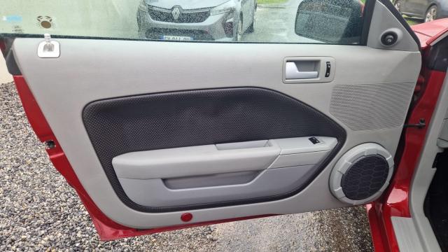 Ford Mustang image 8