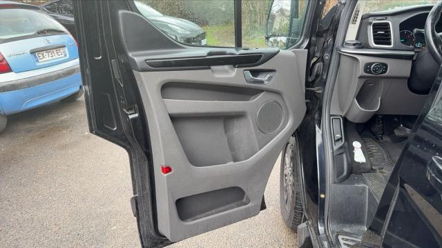 Ford Tourneo image 4