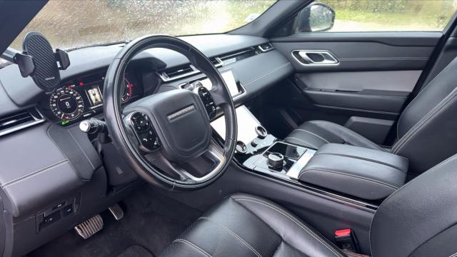 Land Rover Range Rover Velar image 2