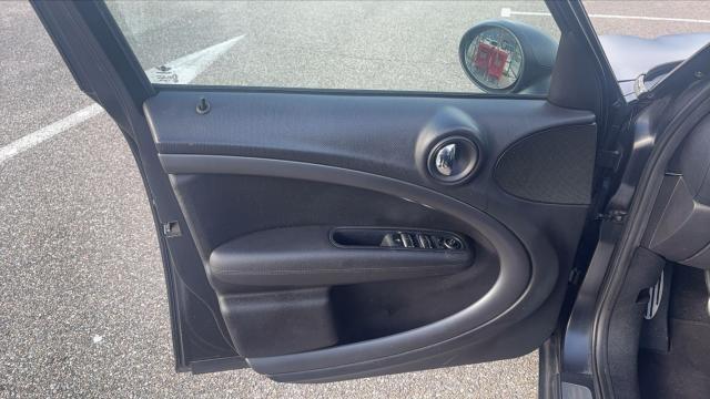 Mini Countryman image 3