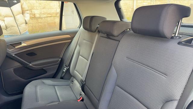 Volkswagen Golf image 1