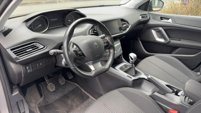 Peugeot 308 image 4