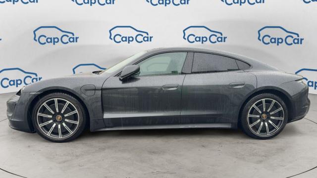 Porsche Taycan image 7