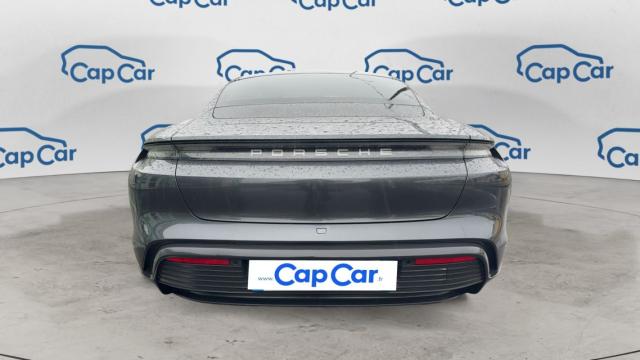 Porsche Taycan image 5