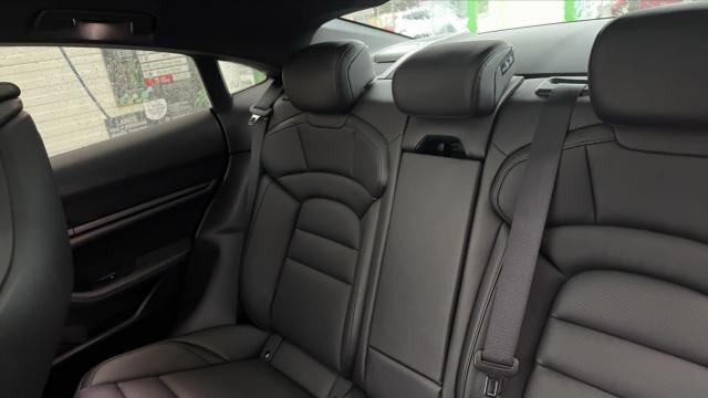 Porsche Taycan image 3