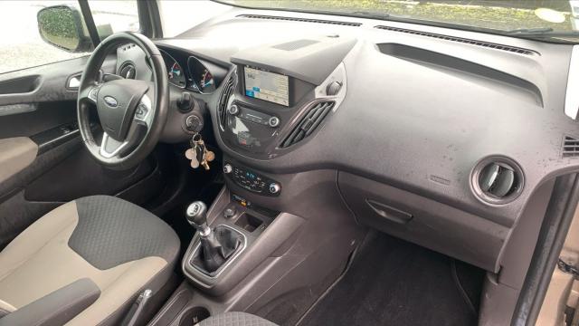 Ford Tourneo image 6