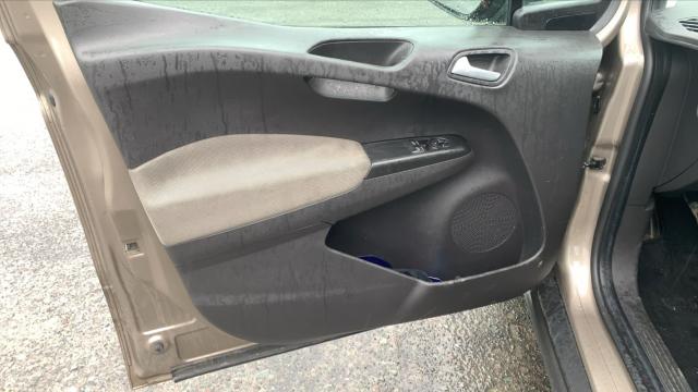 Ford Tourneo image 2