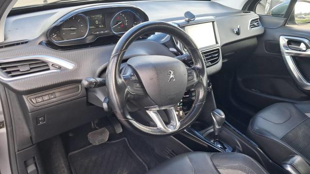 Peugeot 2008 image 9