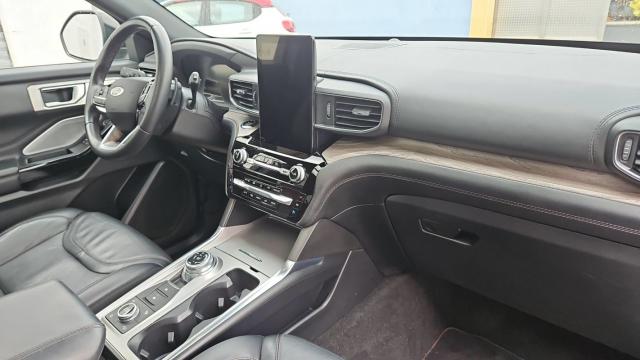 Ford Explorer image 8