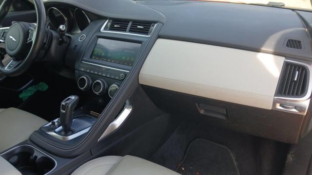 Jaguar E-Pace image 4