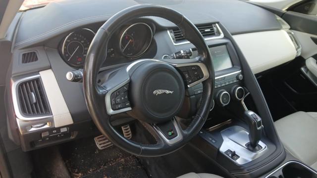 Jaguar E-Pace image 8