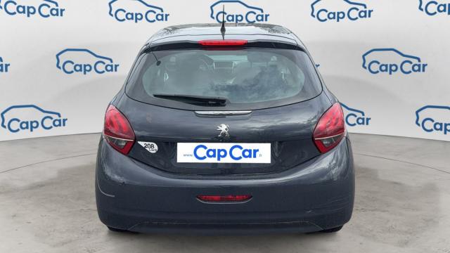 Peugeot 208 image 8