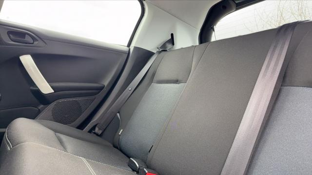 Peugeot 208 image 6