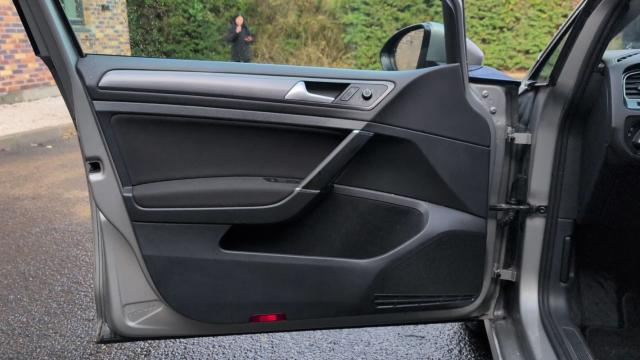 Volkswagen Golf image 1