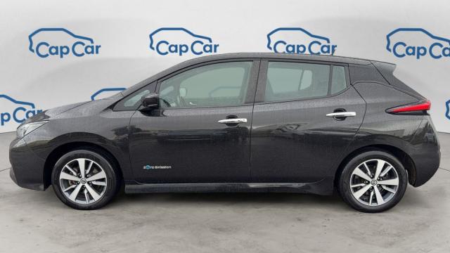 Nissan Leaf image 2