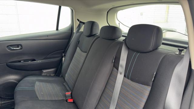 Nissan Leaf image 6