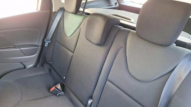 Renault Clio Estate image 2