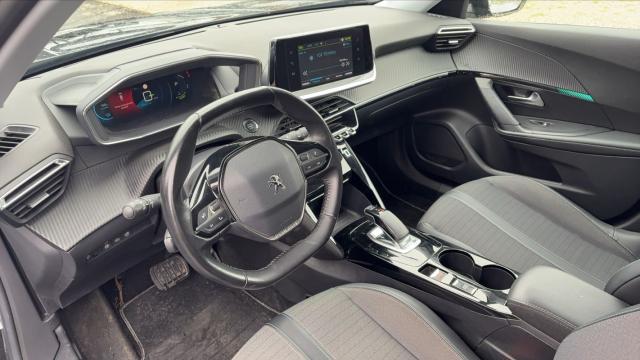 Peugeot 2008 image 5