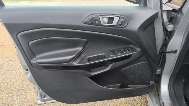 Ford Ecosport image 8