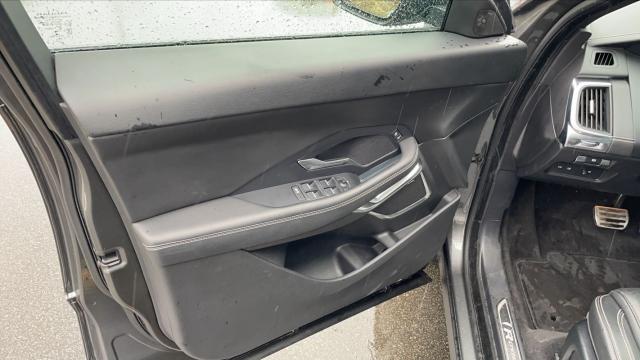 Jaguar E-Pace image 9