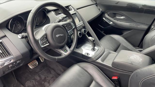 Jaguar E-Pace image 8